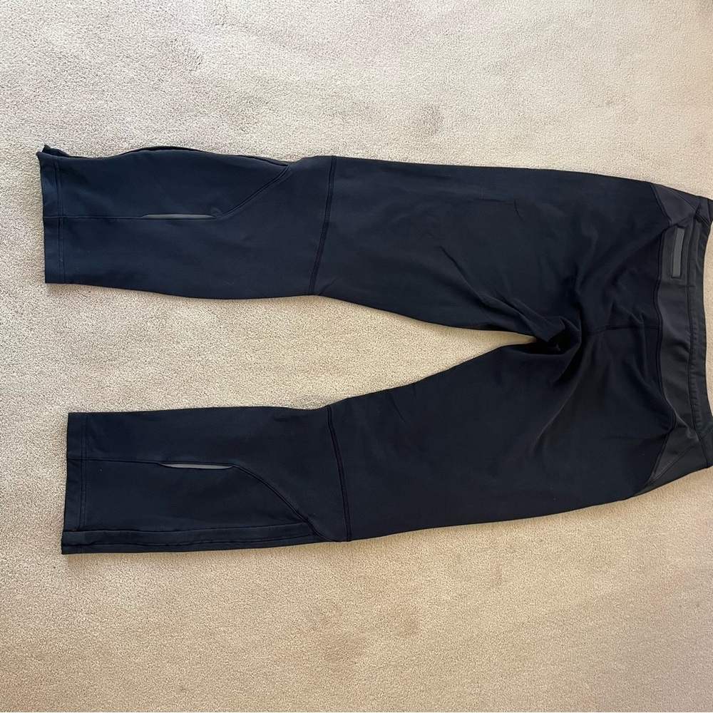 lululemon Men's Chill Stop surge hybrid Black and Dark plum Brown Joggers - Picture 3 of 10